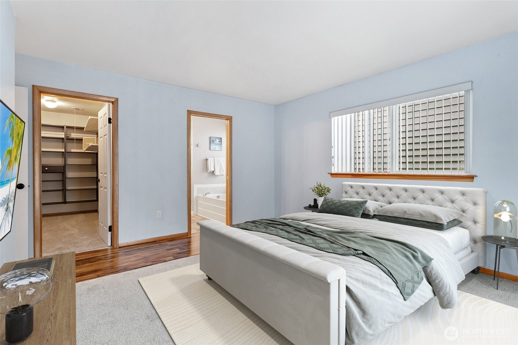 708 Hilltop Avenue , Kent, WA 98031