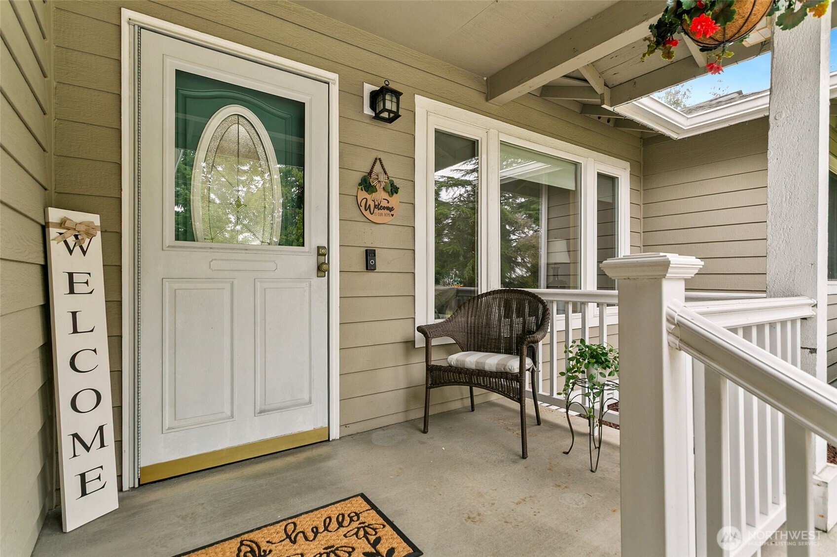 708 Hilltop Avenue , Kent, WA 98031