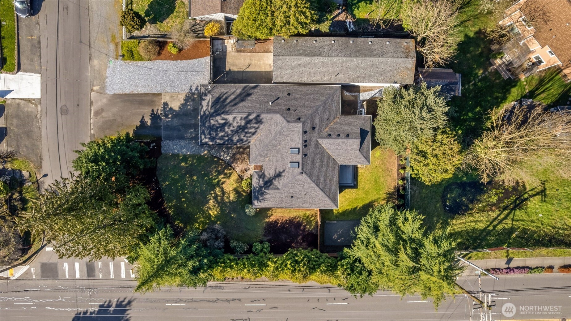 708 Hilltop Avenue , Kent, WA 98031