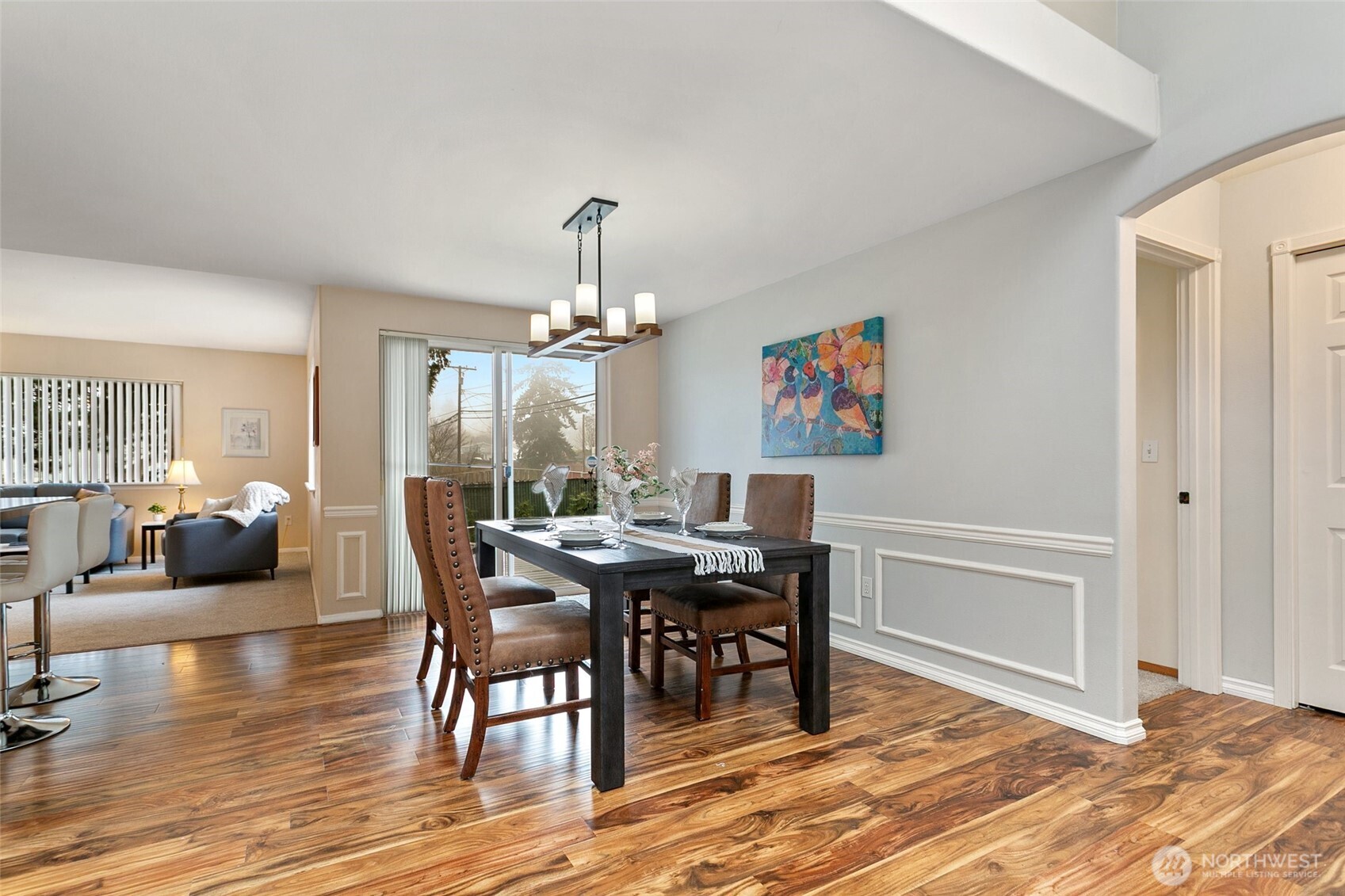 708 Hilltop Avenue , Kent, WA 98031