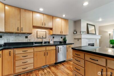 708 Hilltop Avenue , Kent, WA 98031 - Photo 9