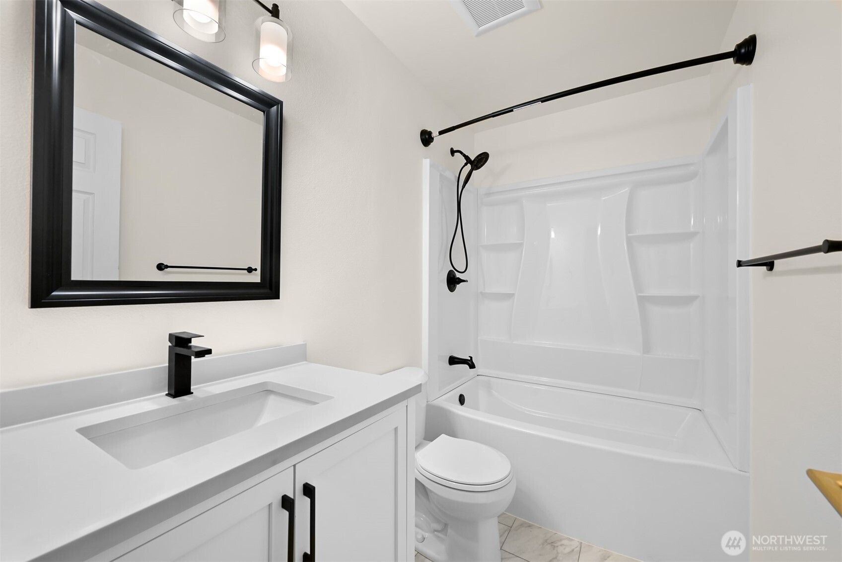 4390 Lateener Lane , Blaine, WA 98230