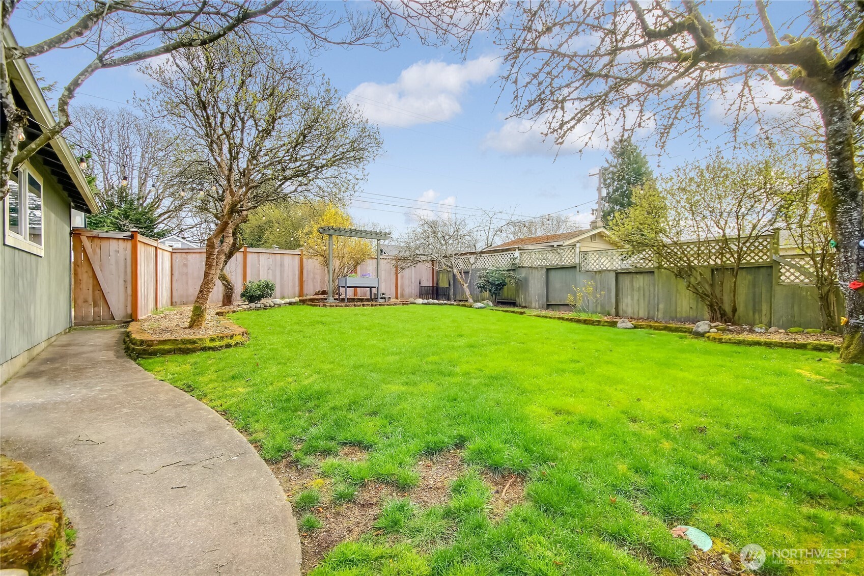 7417 S Prospect Street , Tacoma, WA 98409