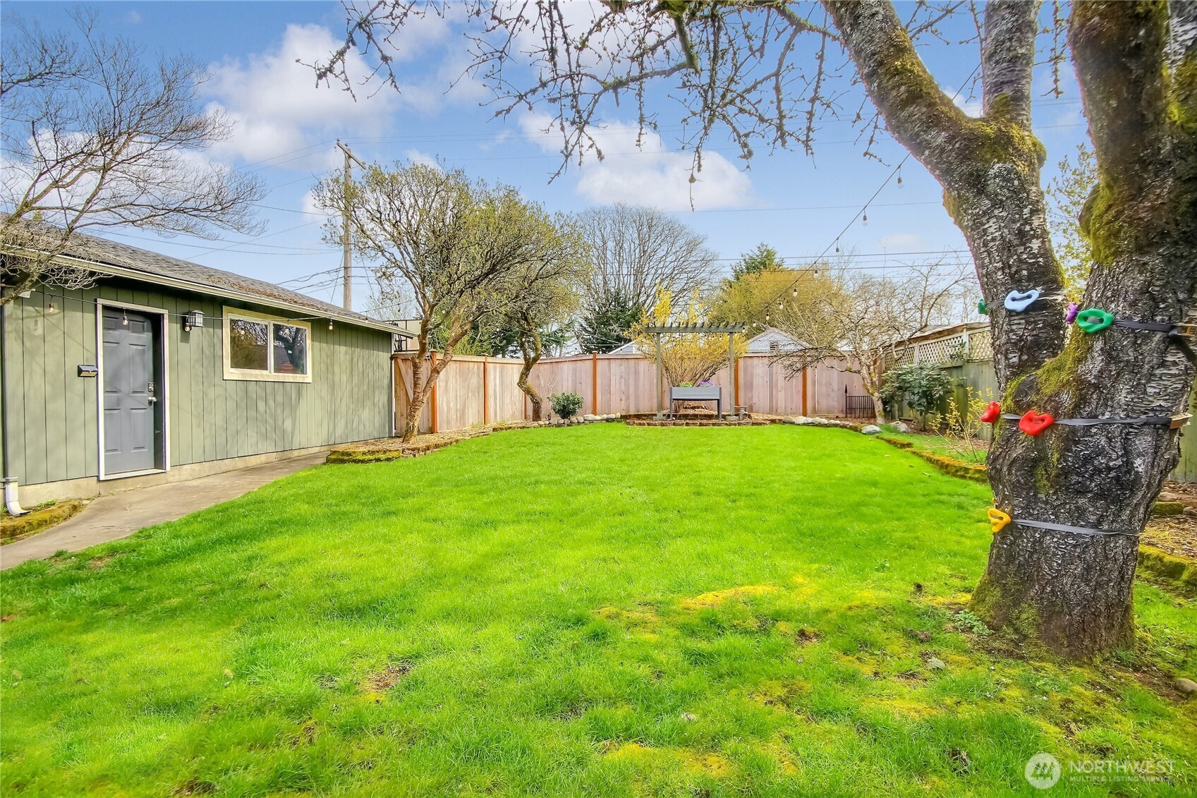 7417 S Prospect Street , Tacoma, WA 98409