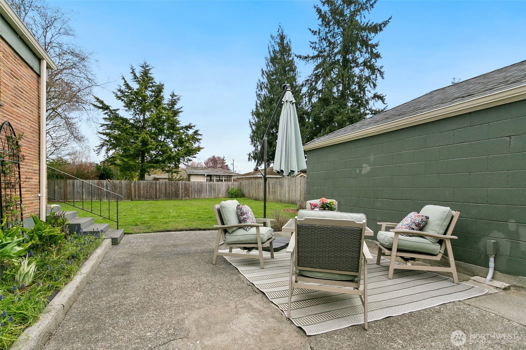 214 J Street NE, Auburn, WA 98002
