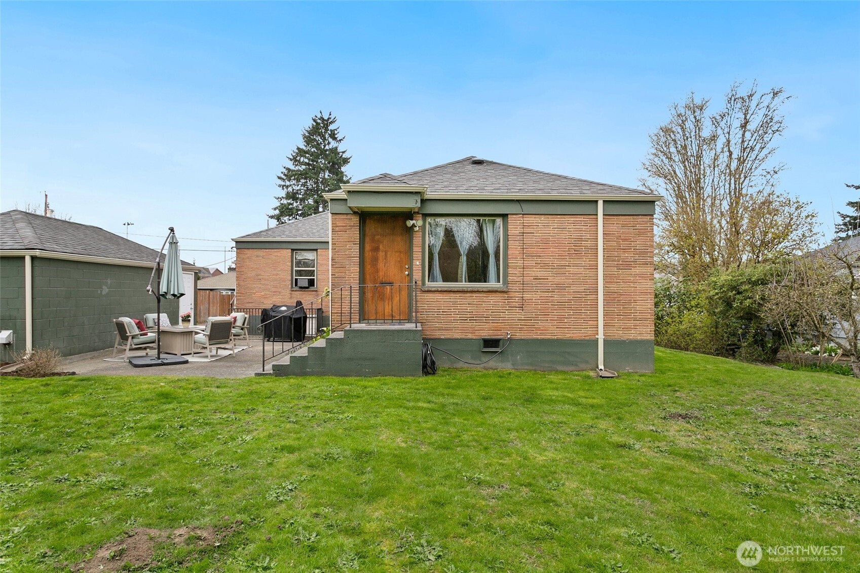 214 J Street NE, Auburn, WA 98002