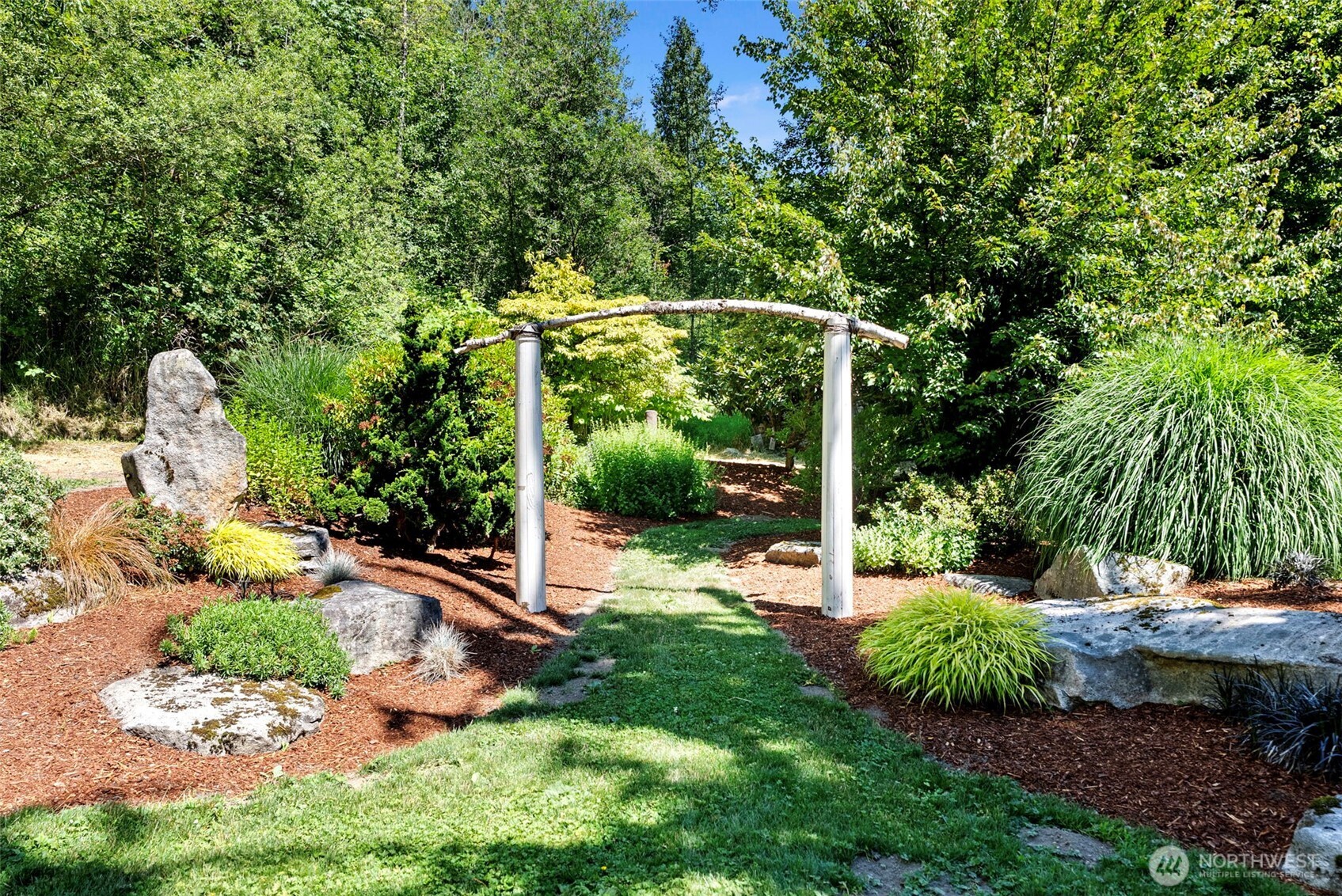 17401 Renton Maple Valley Road SE, Maple Valley, WA 98038