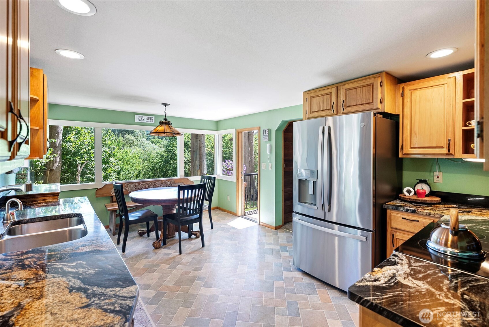 17401 Renton Maple Valley Road SE, Maple Valley, WA 98038