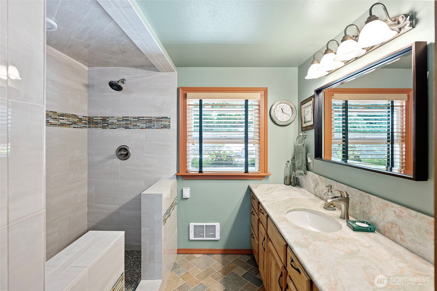 17401 Renton Maple Valley Road SE, Maple Valley, WA 98038