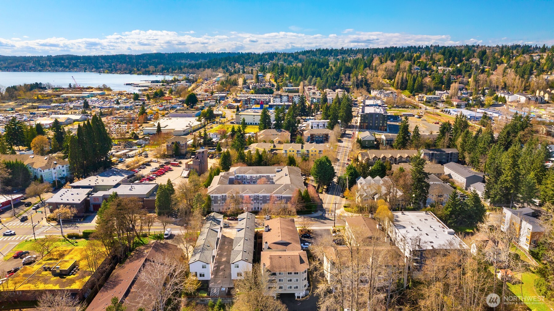 18200 73rd Avenue NE #B103, Kenmore, WA 98028