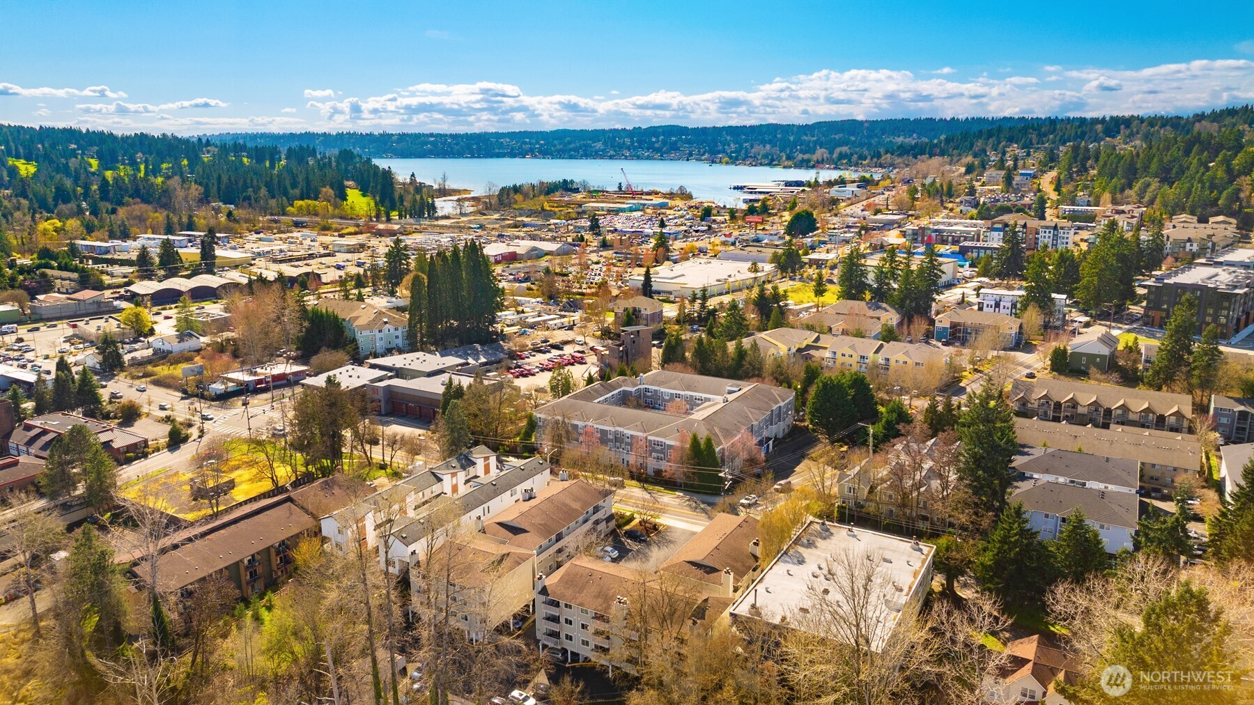 18200 73rd Avenue NE #B103, Kenmore, WA 98028