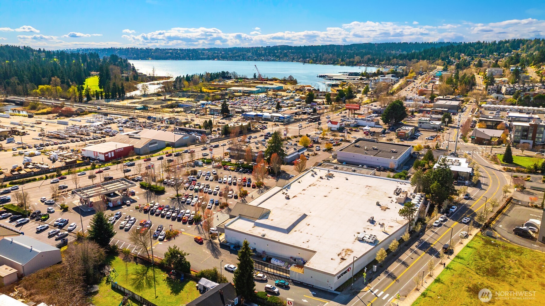 18200 73rd Avenue NE #B103, Kenmore, WA 98028