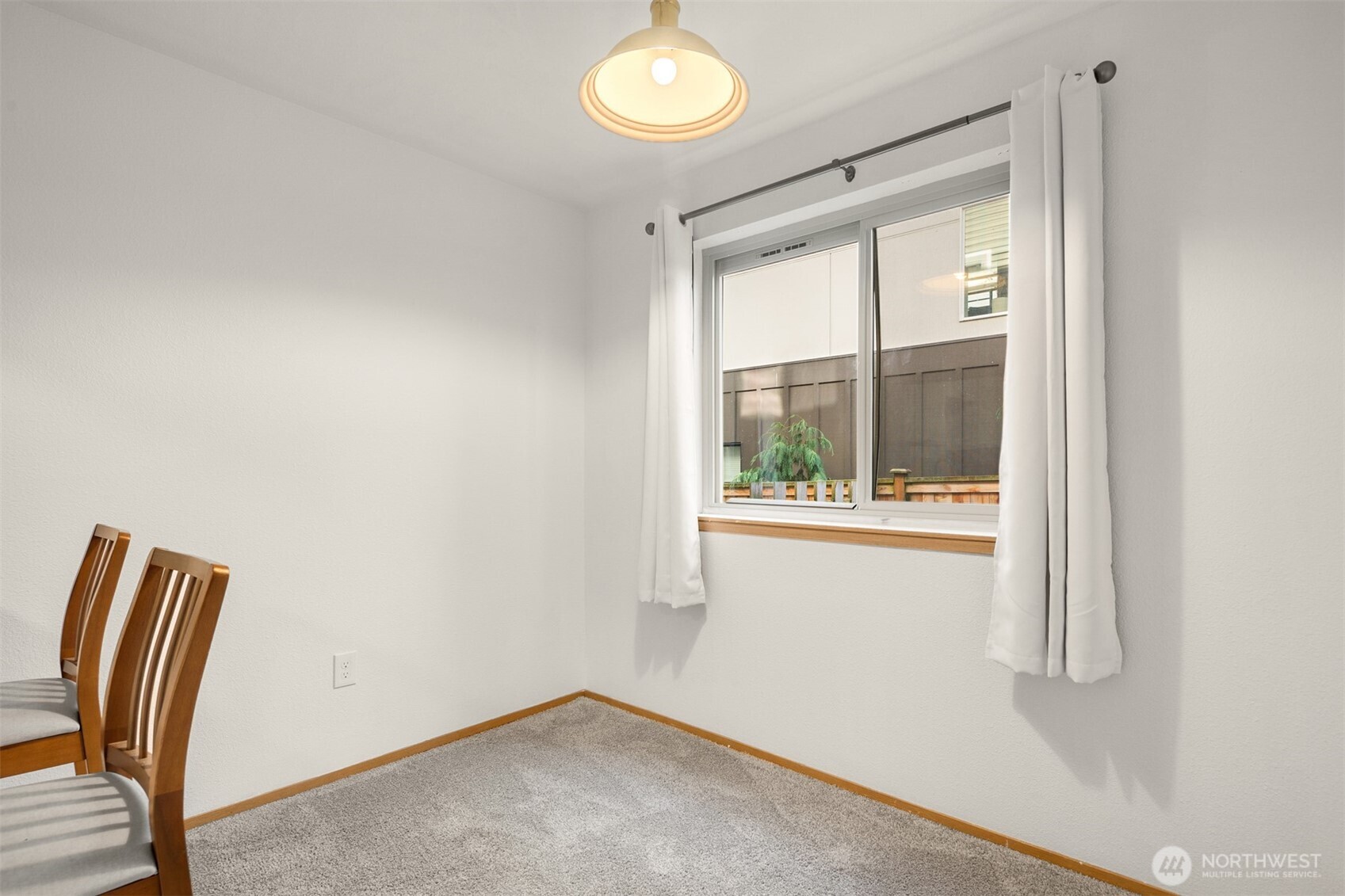 18200 73rd Avenue NE #B103, Kenmore, WA 98028