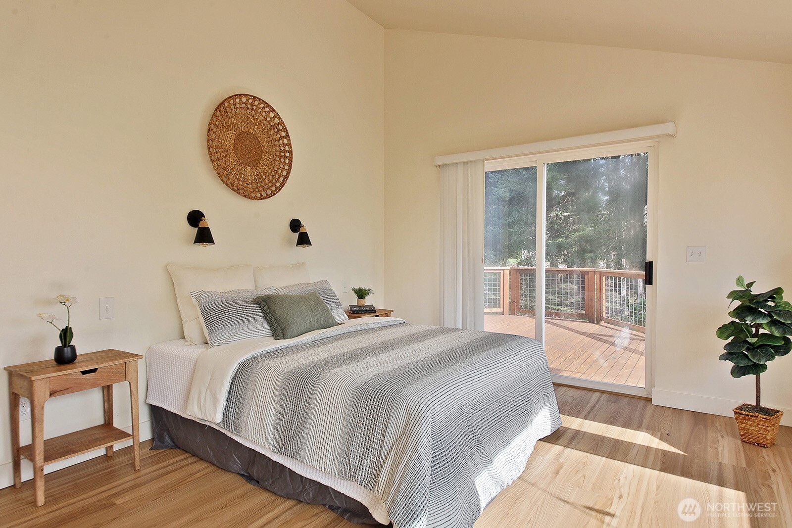 5663 Lenz Place , Langley, WA 98260