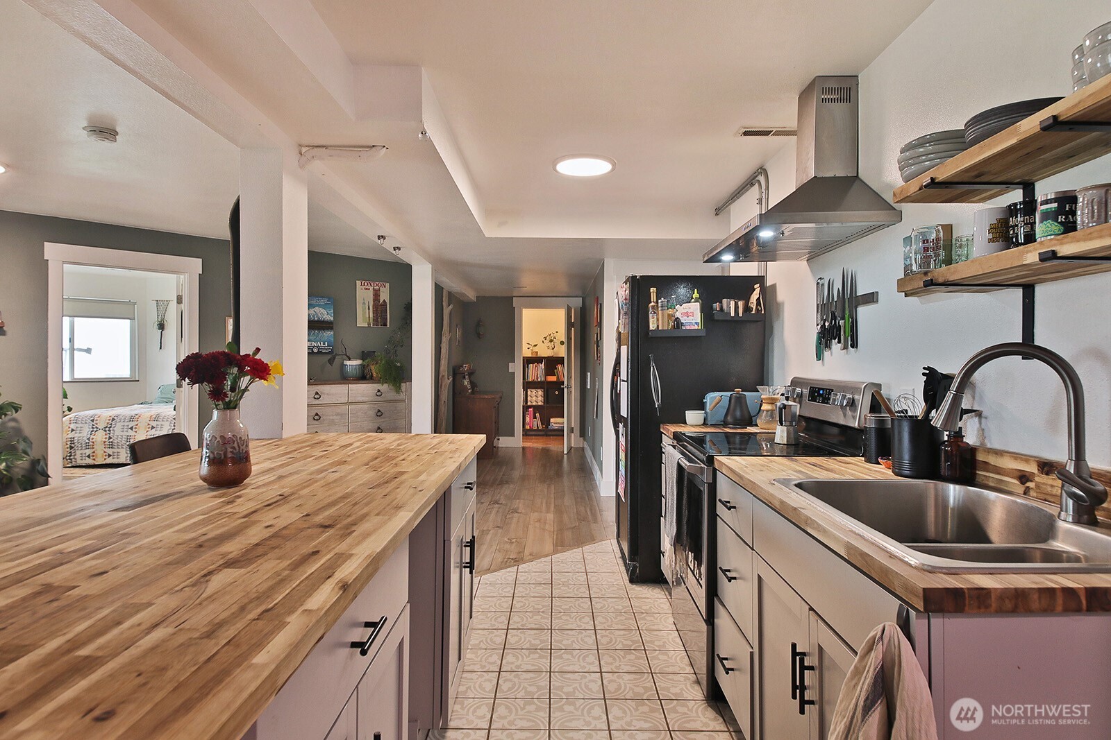 5663 Lenz Place , Langley, WA 98260