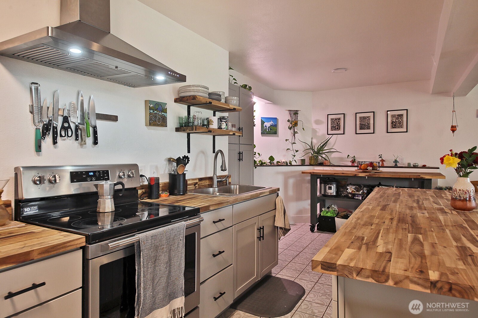 5663 Lenz Place , Langley, WA 98260