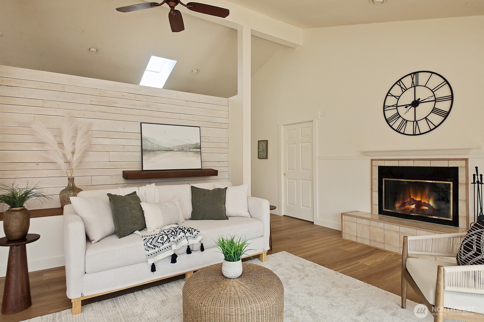 5663 Lenz Place , Langley, WA 98260