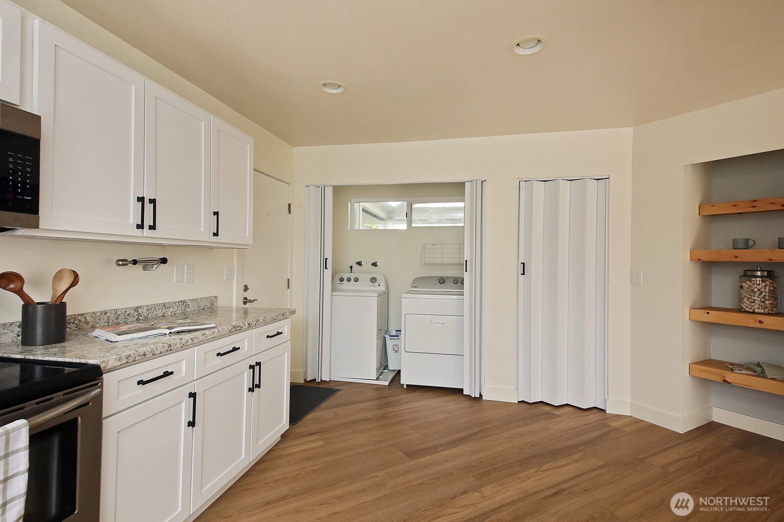 5663 Lenz Place , Langley, WA 98260