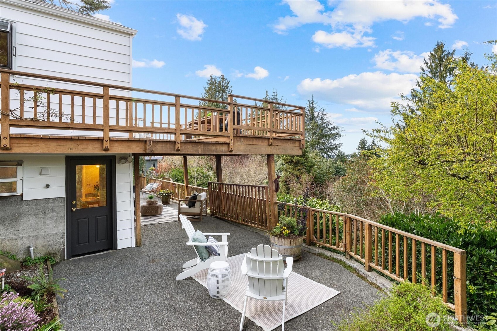 1910 NW 97th Street , Seattle, WA 98117