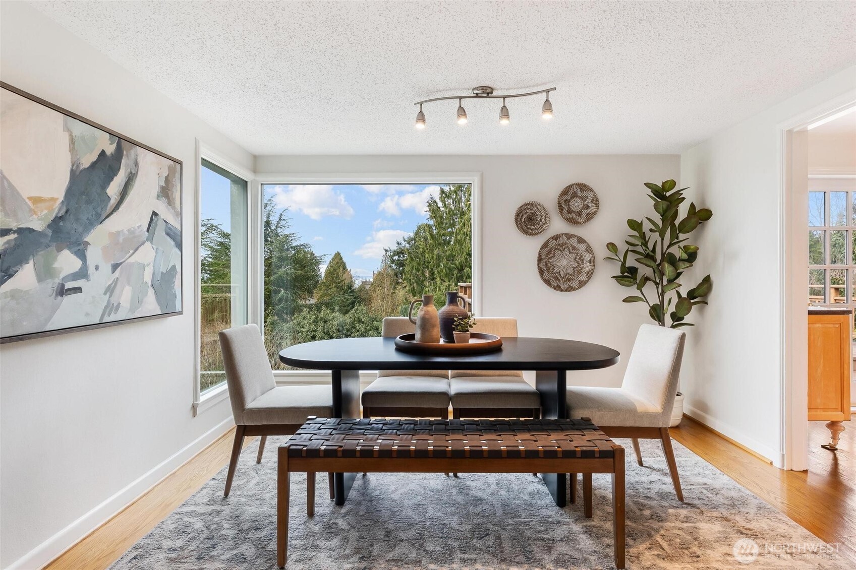 1910 NW 97th Street , Seattle, WA 98117