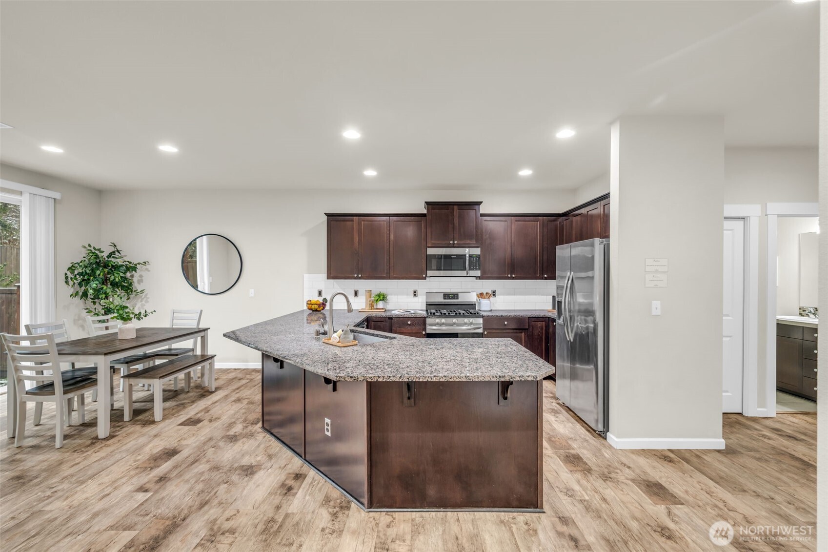 9651 15th Street SE, Lake Stevens, WA 98258