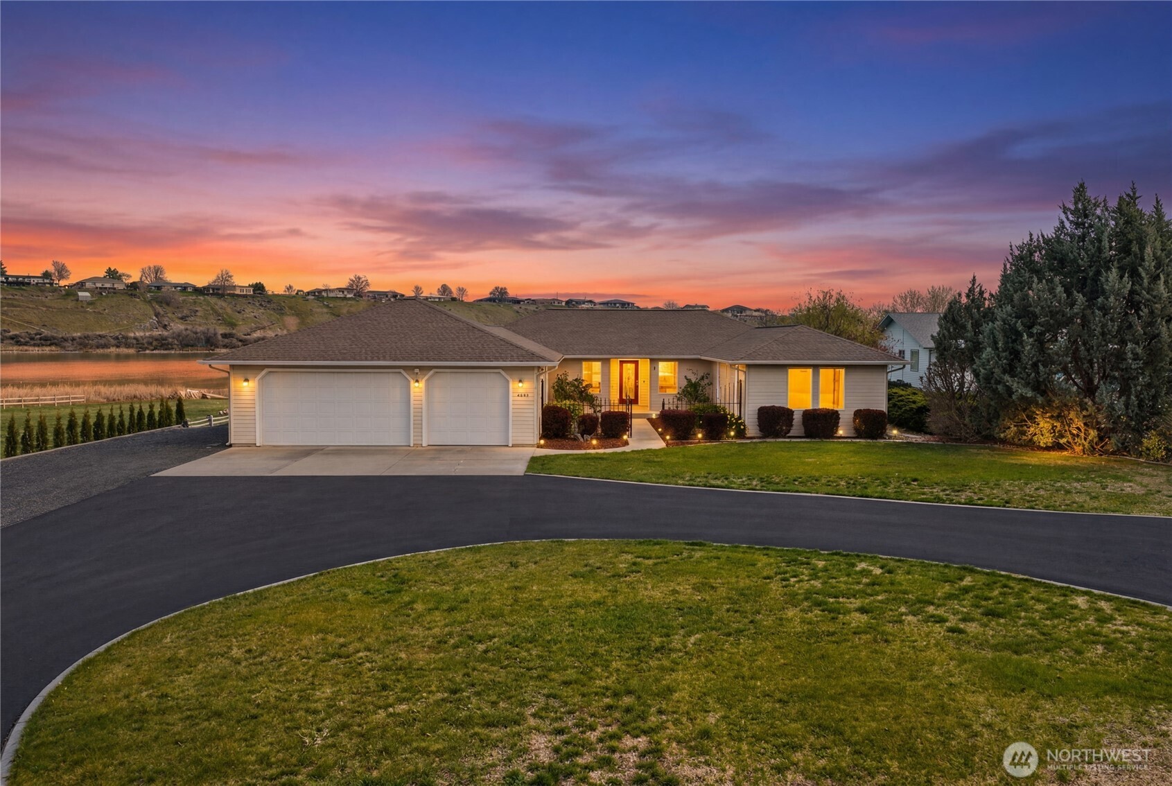 3103 NE Meadowlark Lane , Moses Lake, WA 98837