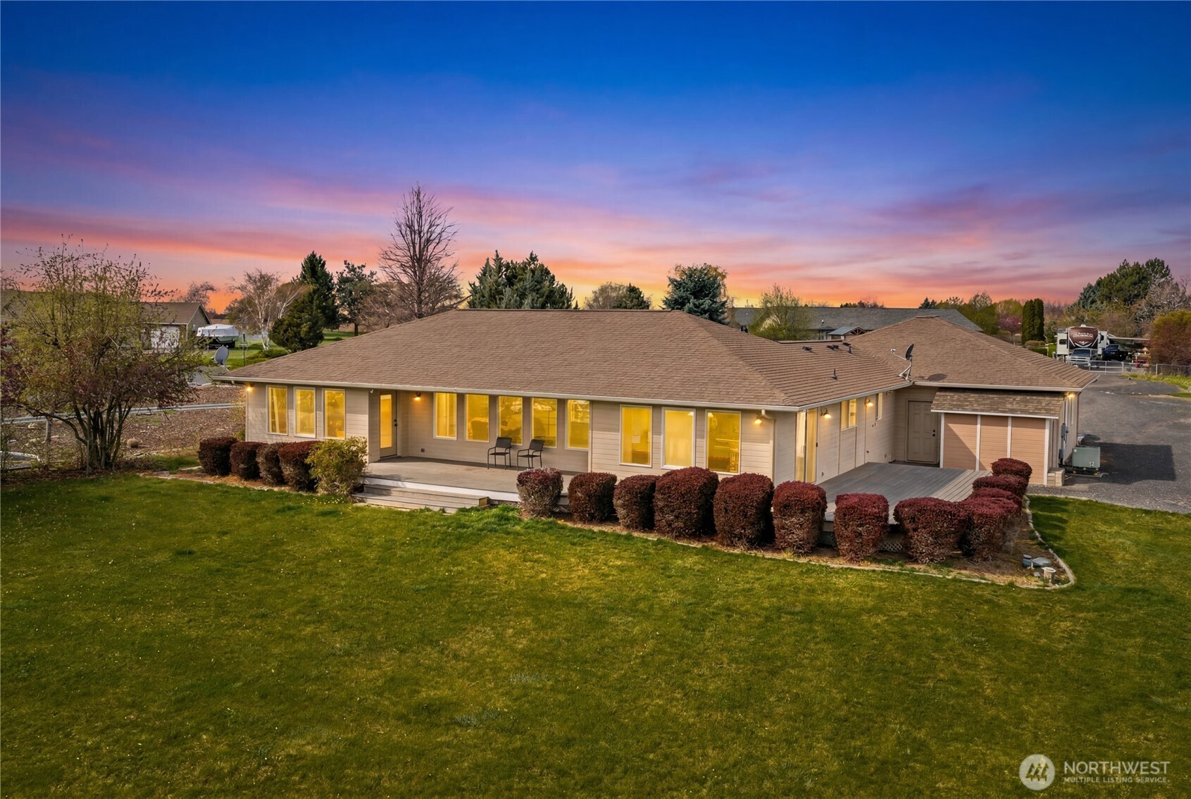 3103 NE Meadowlark Lane , Moses Lake, WA 98837