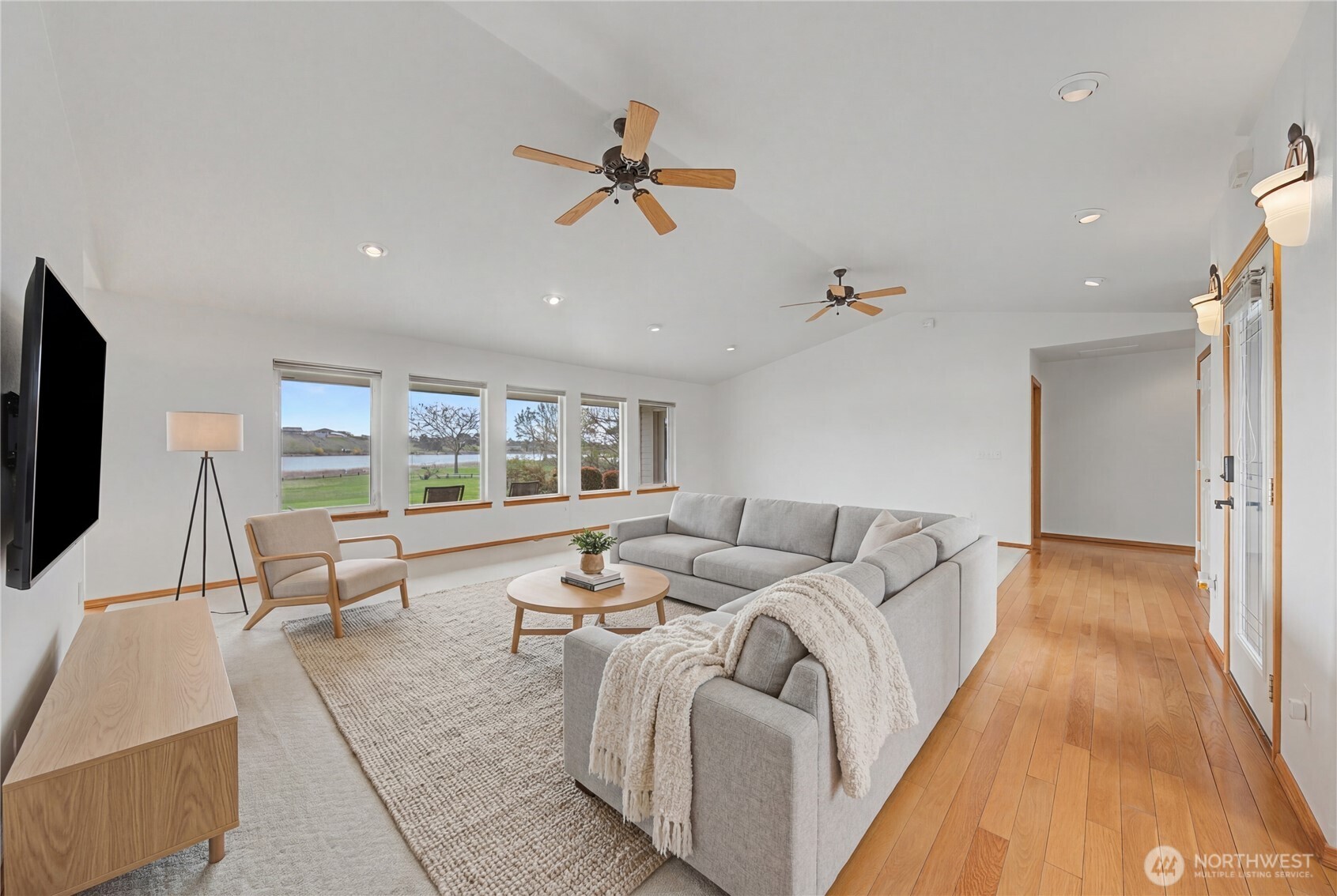 3103 NE Meadowlark Lane , Moses Lake, WA 98837