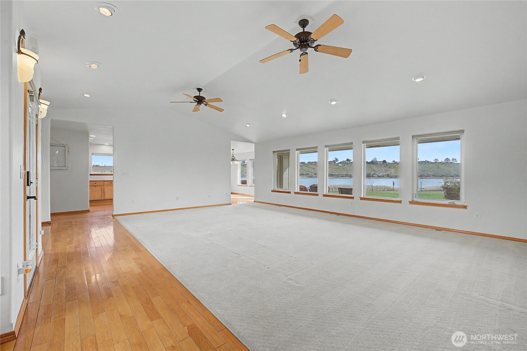 3103 NE Meadowlark Lane , Moses Lake, WA 98837