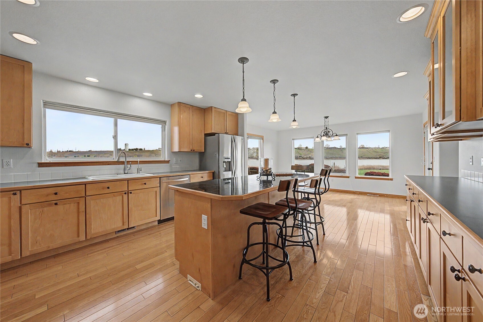 3103 NE Meadowlark Lane , Moses Lake, WA 98837