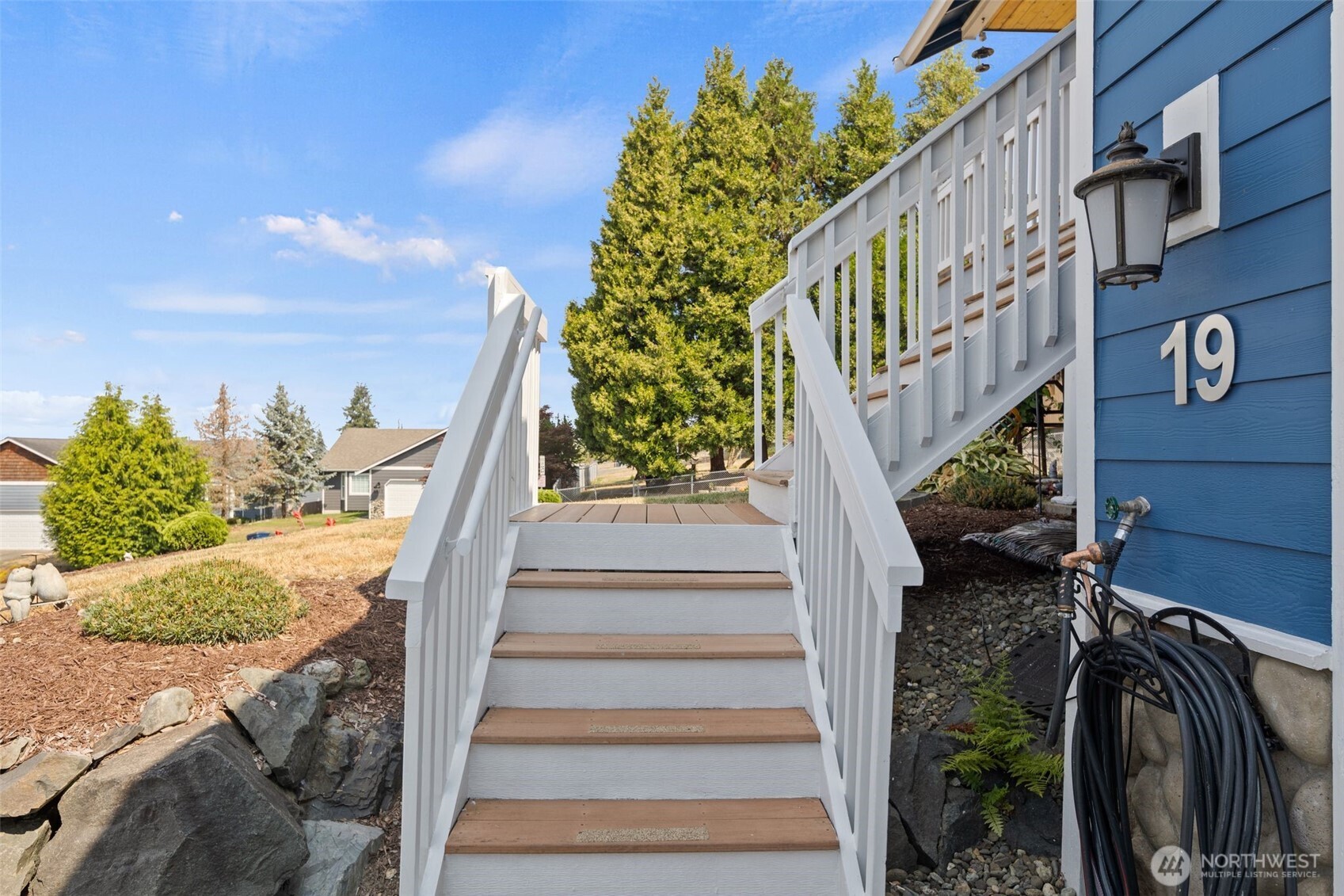 19 80th Drive NE, Lake Stevens, WA 98258