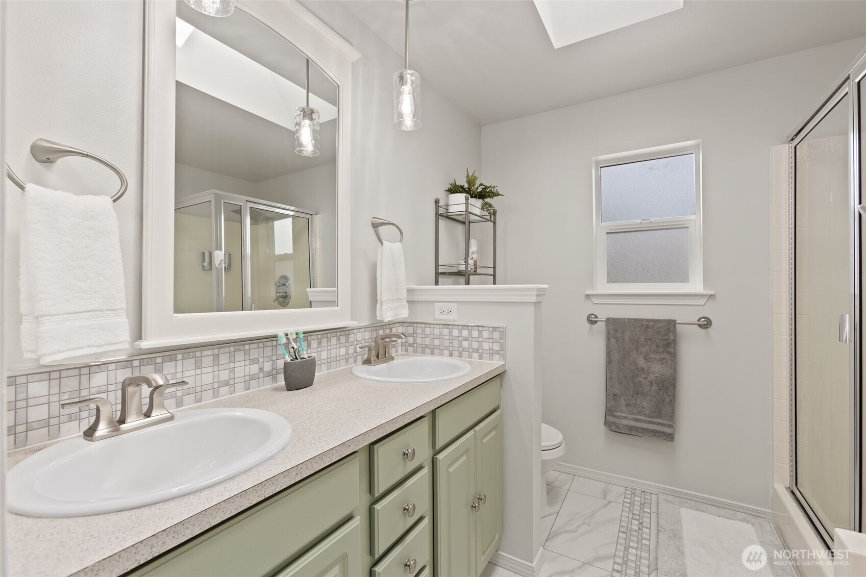 19 80th Drive NE, Lake Stevens, WA 98258