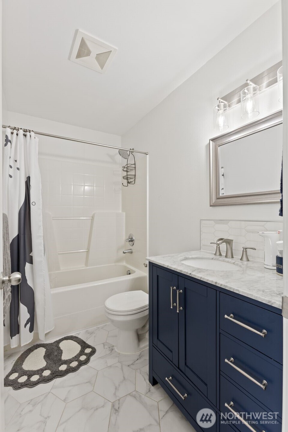 19 80th Drive NE, Lake Stevens, WA 98258