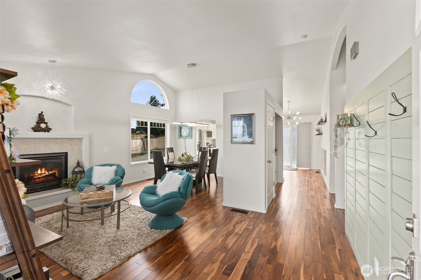 19 80th Drive NE, Lake Stevens, WA 98258