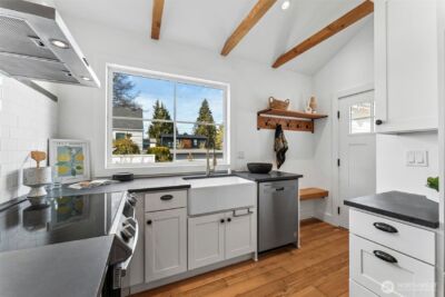 6010 49th Avenue SW, Seattle, WA 98136 - Photo 8