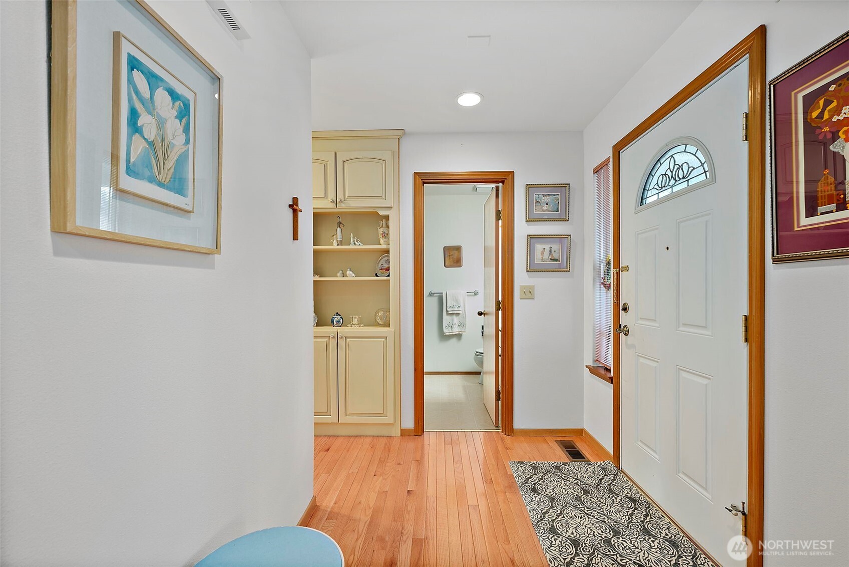 923 NW Leisure Ln , Bremerton, WA 98311