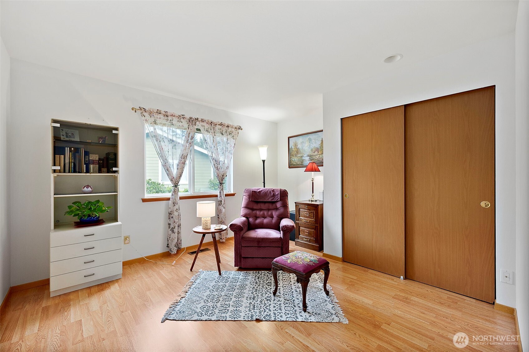 923 NW Leisure Ln , Bremerton, WA 98311