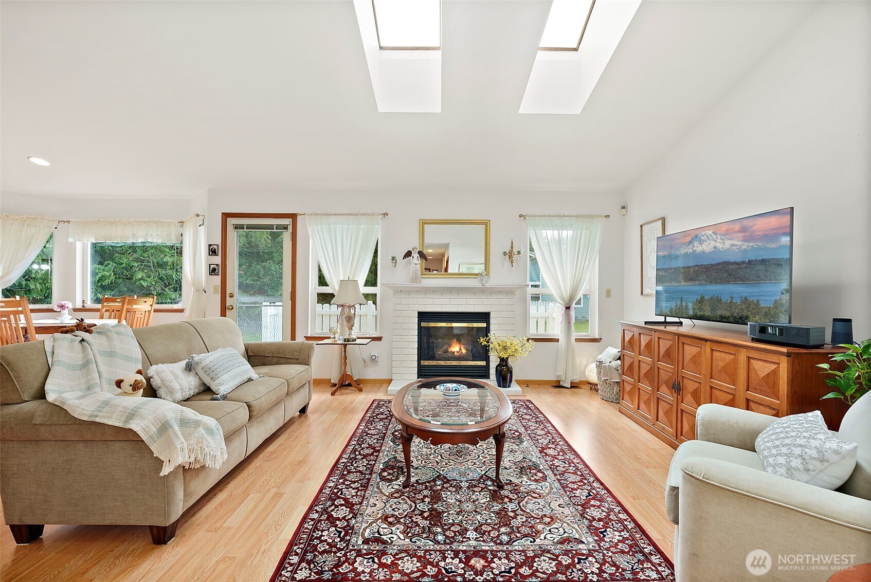 923 NW Leisure Ln , Bremerton, WA 98311