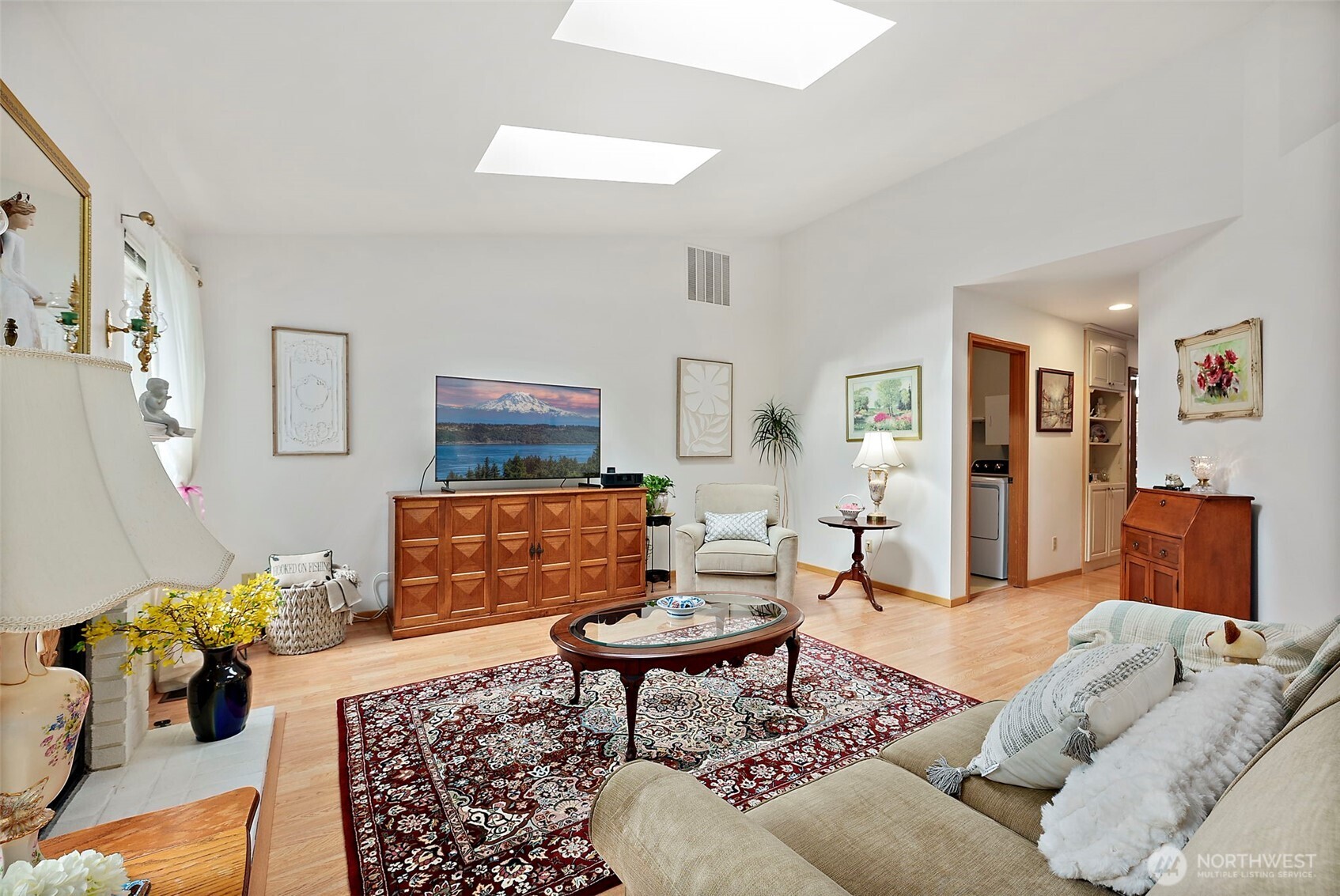 923 NW Leisure Ln , Bremerton, WA 98311
