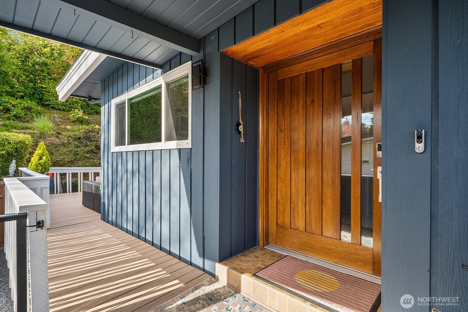 16623 Sylvester Road SW, Burien, WA 98166