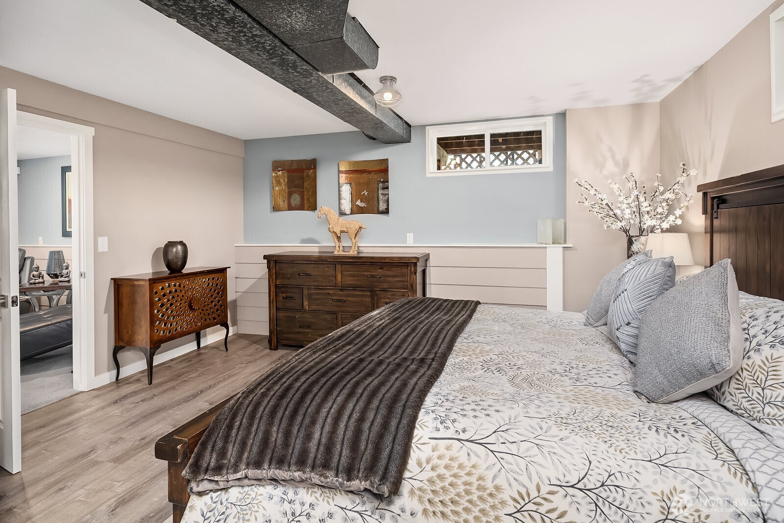 16623 Sylvester Road SW, Burien, WA 98166