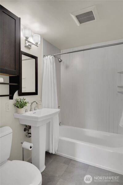 13504 15th Place NE, Seattle, WA 98125 - Photo 16