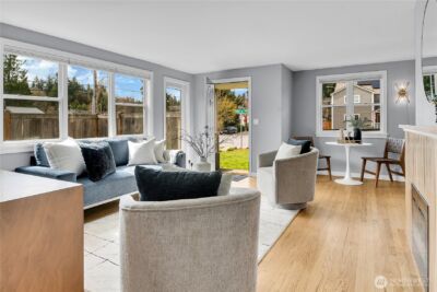 13504 15th Place NE, Seattle, WA 98125 - Photo 2