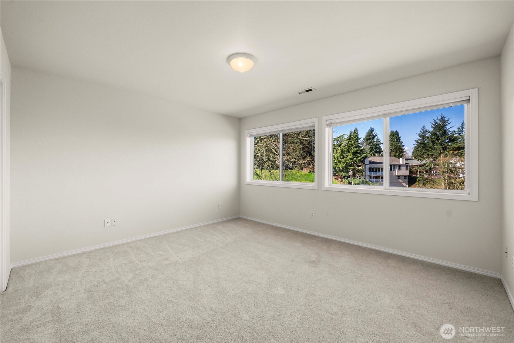 31425 36th Avenue SW, Federal Way, WA 98023