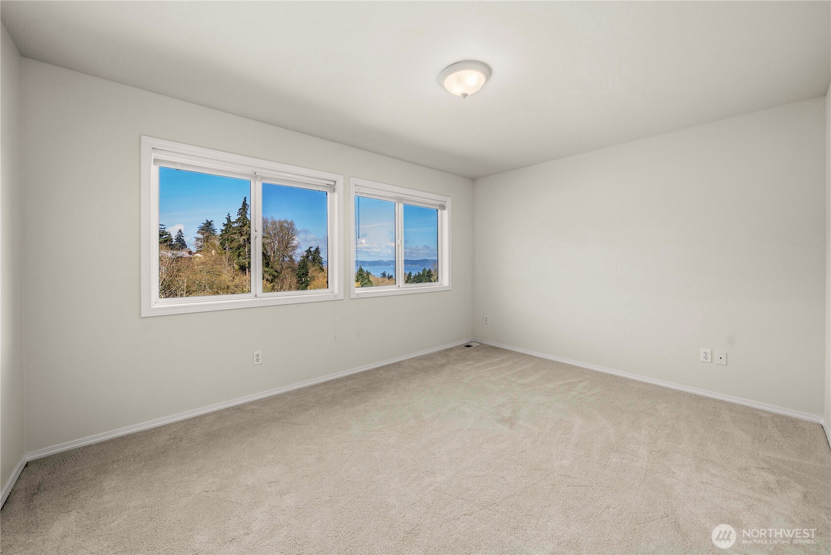 31425 36th Avenue SW, Federal Way, WA 98023