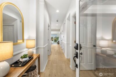 2349 Harbor Avenue SW #701, Seattle, WA 98126 - Photo 2