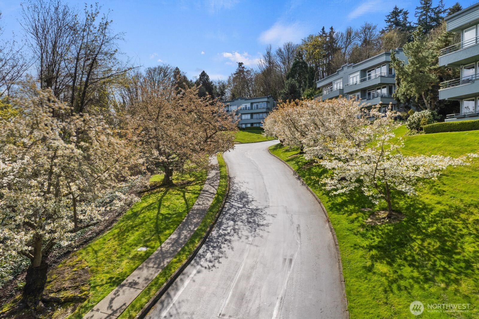 2349 Harbor Avenue SW #701, Seattle, WA 98126