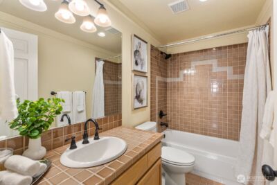 2349 Harbor Avenue SW #701, Seattle, WA 98126 - Photo 4