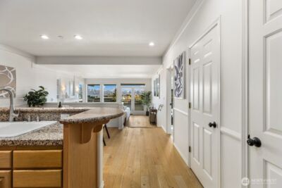 2349 Harbor Avenue SW #701, Seattle, WA 98126 - Photo 6