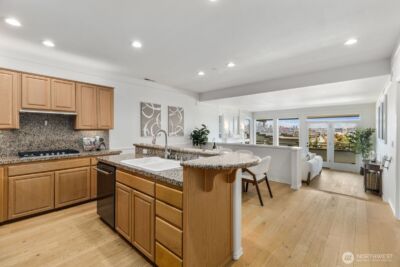 2349 Harbor Avenue SW #701, Seattle, WA 98126 - Photo 7